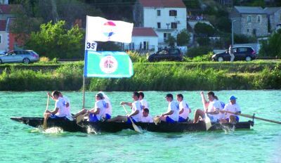 Održan 14. maraton lađa Metković-Ploče: »Somborski salašari« na Neretvi  